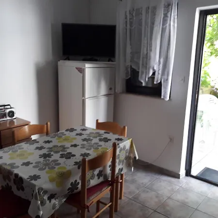 Appartement Sandi Pag Town